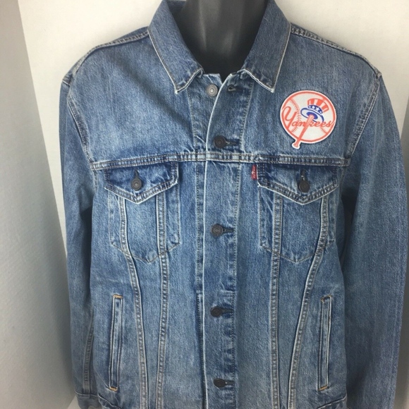 levi's women's new boyfriend jeans